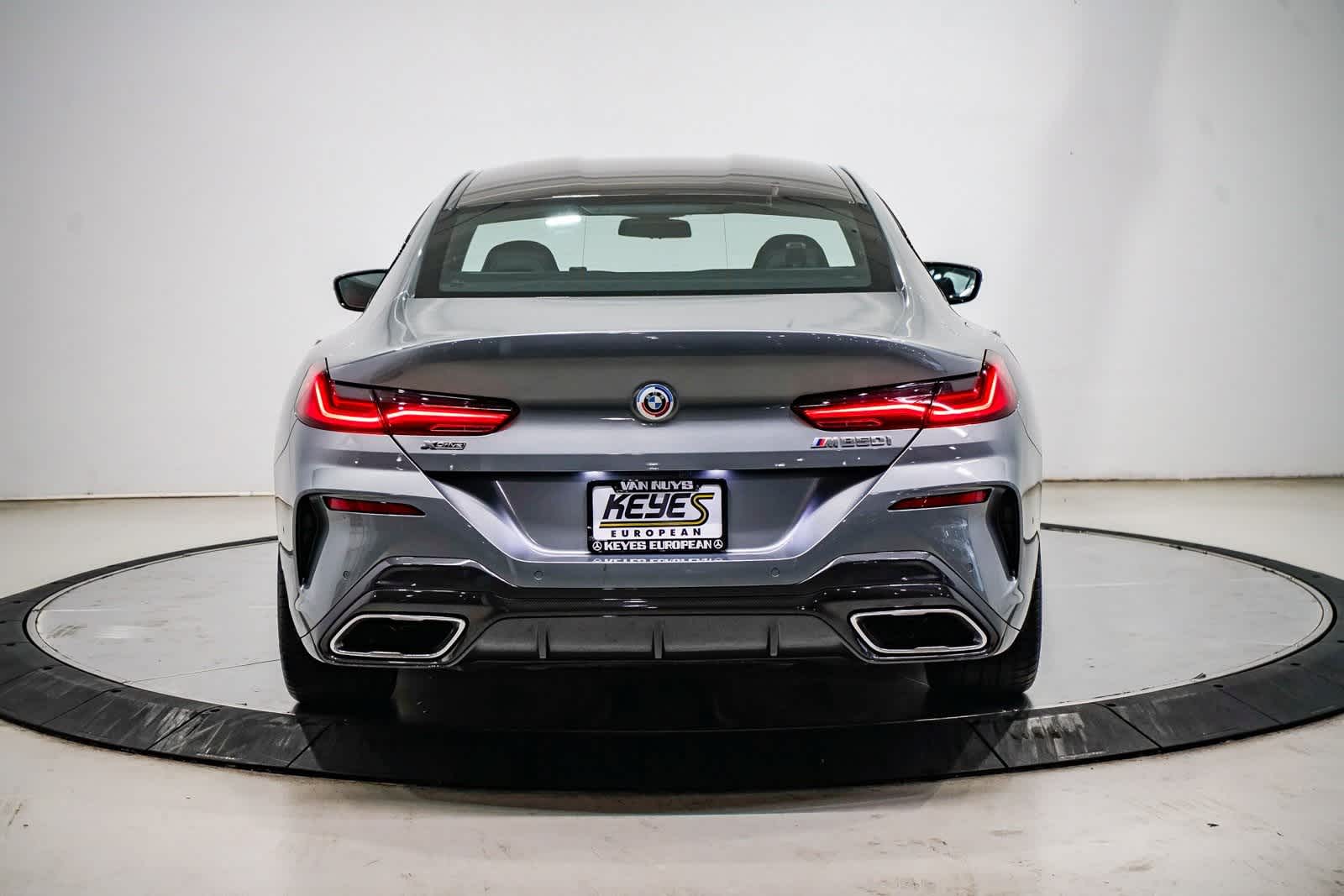 2023 BMW 8 Series 850i 3