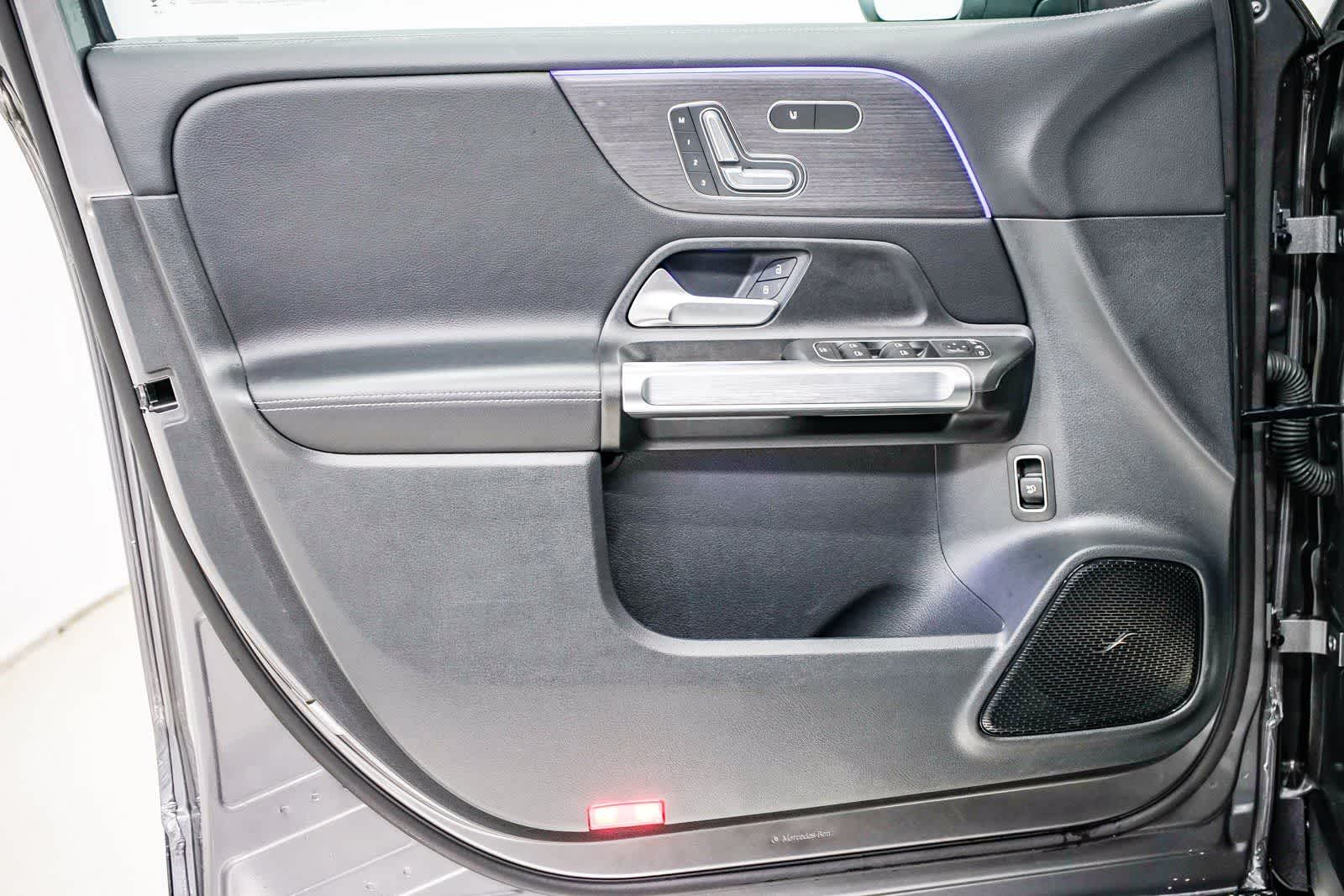 Thumbnail: 2026 Mercedes-Benz GLB - 19