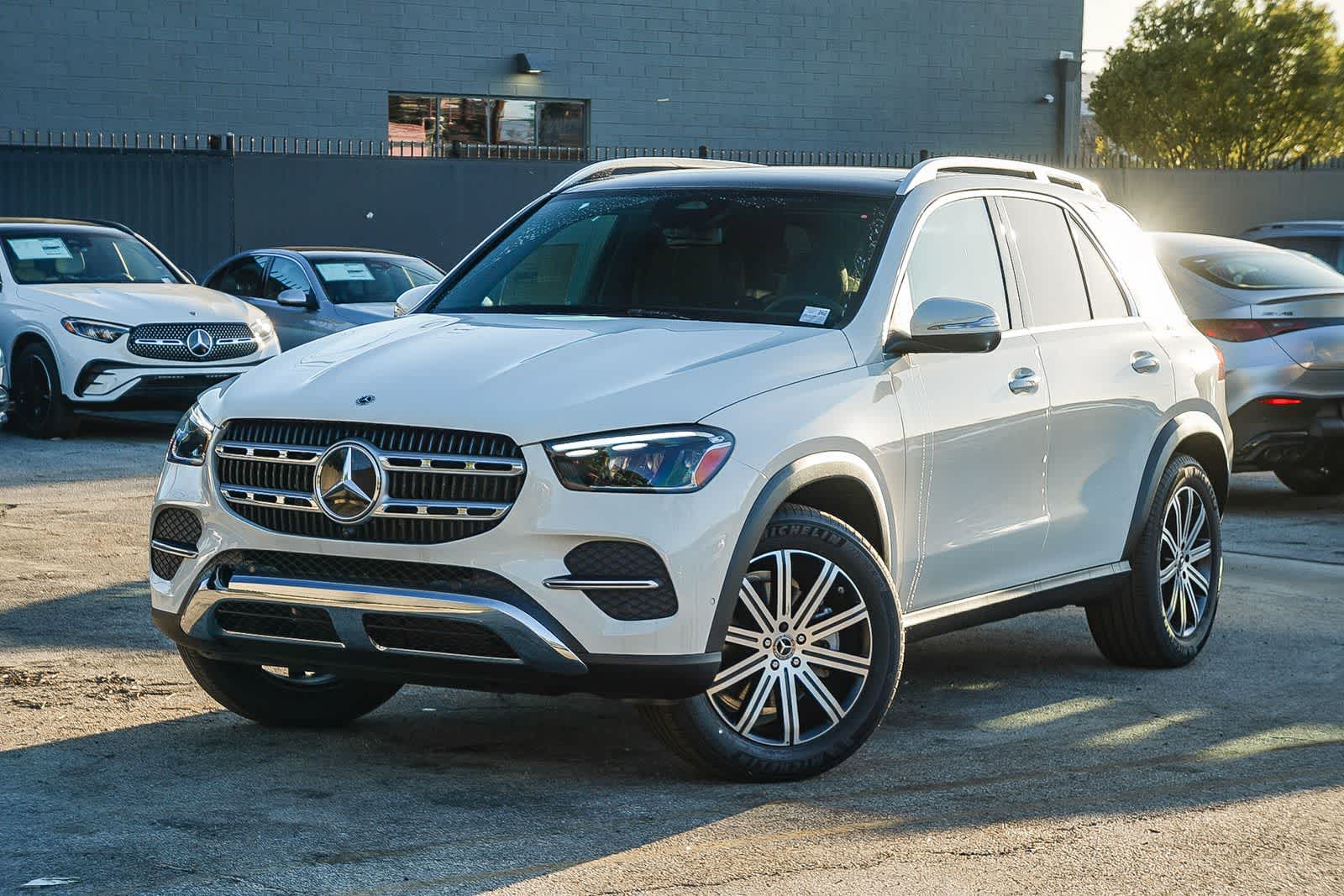Thumbnail: 2026 Mercedes-Benz GLE - 1