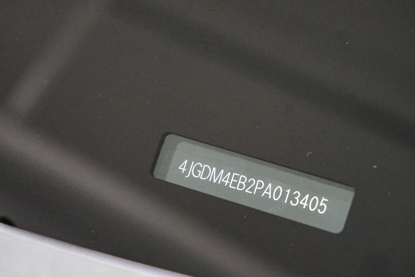 Thumbnail: 2023 Mercedes-Benz EQS - 28