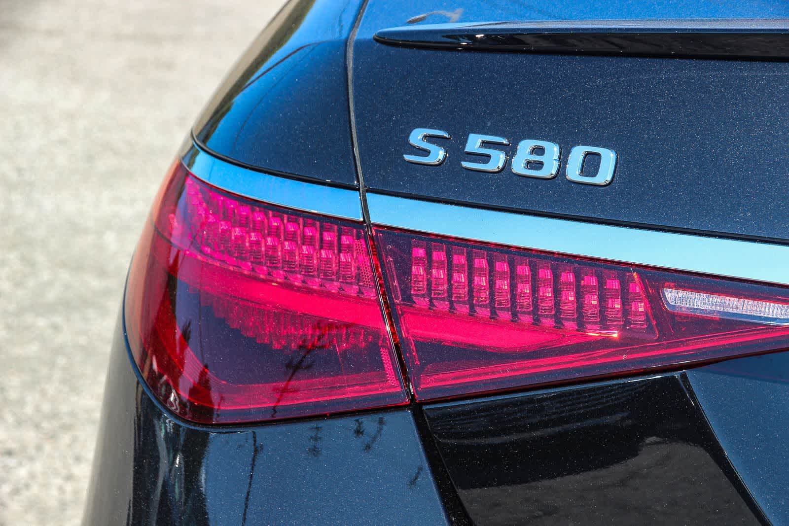 Thumbnail: 2026 Mercedes-Benz S-Class - 7