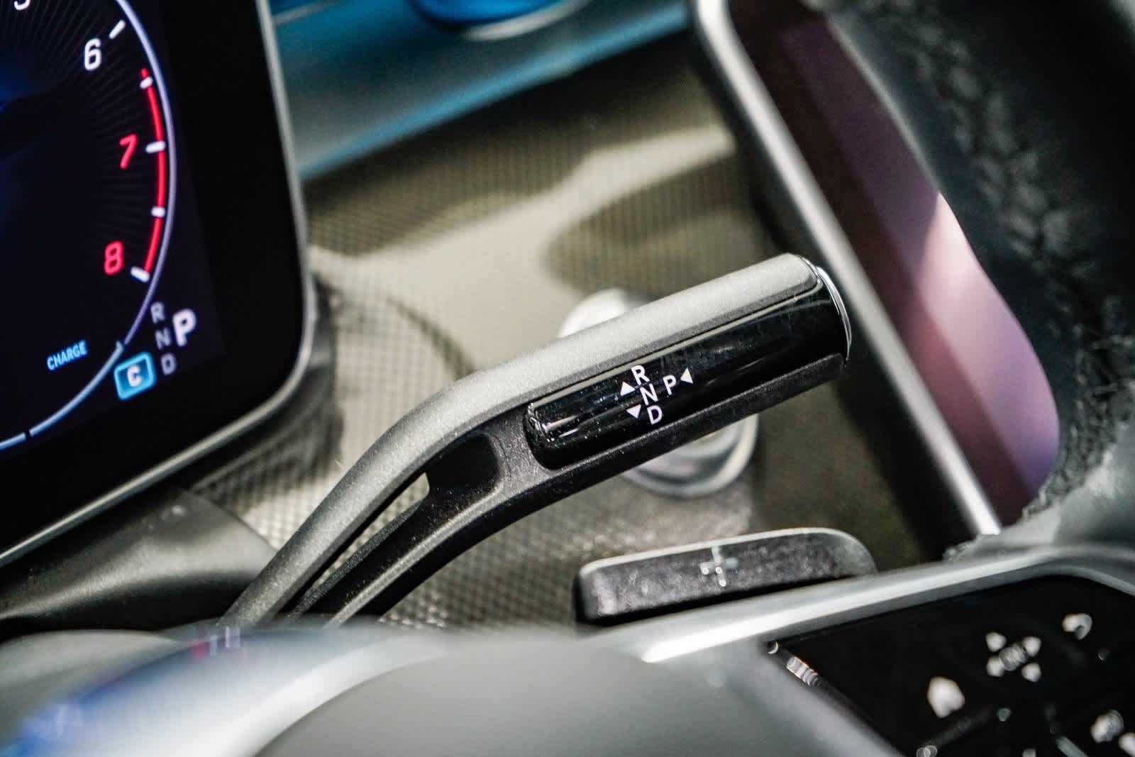 Thumbnail: 2025 Mercedes-Benz C-Class - 21