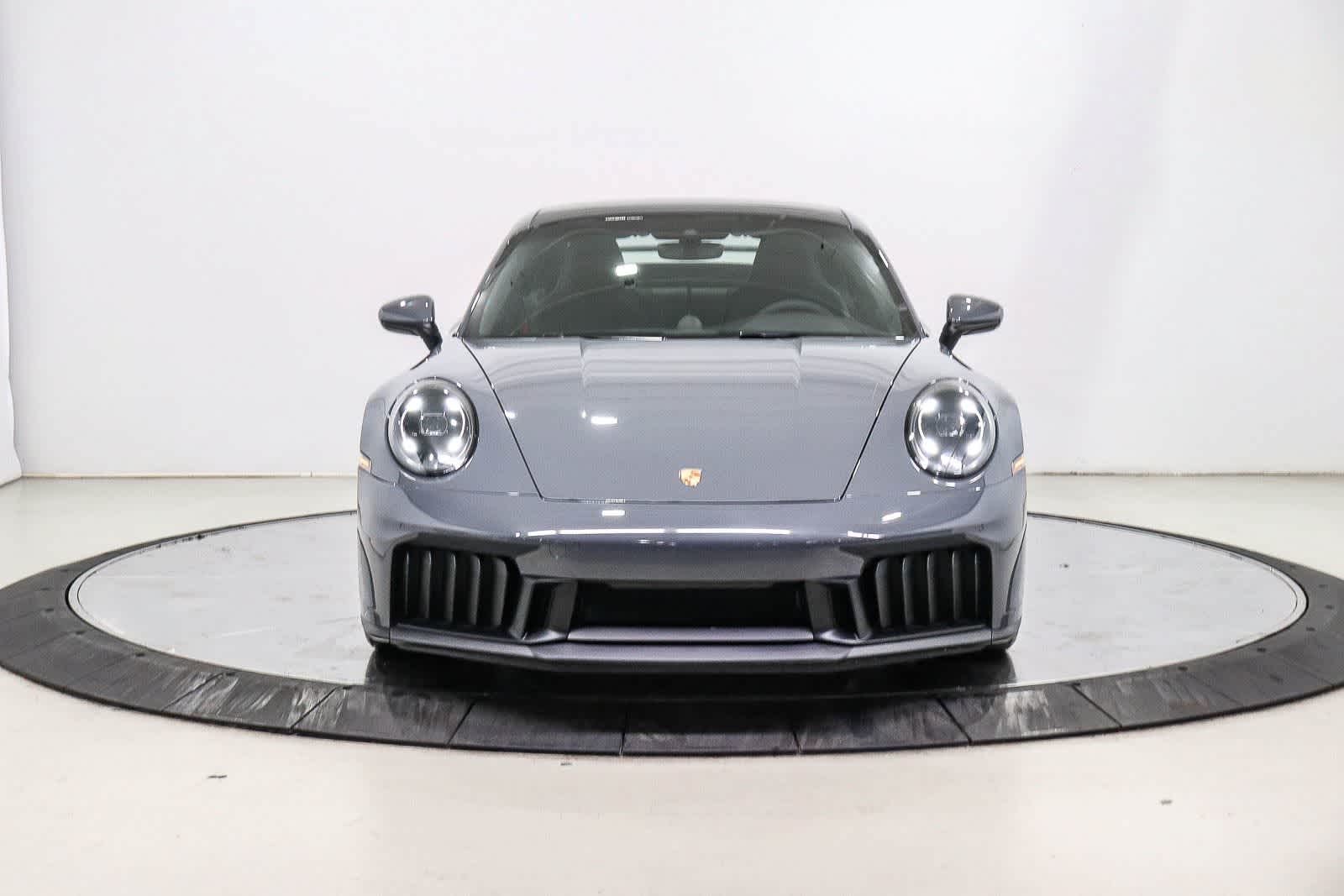Thumbnail: 2026 Porsche 911 - 6