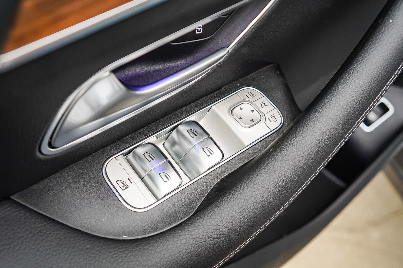 Thumbnail: 2026 Mercedes-Benz GLE - 25