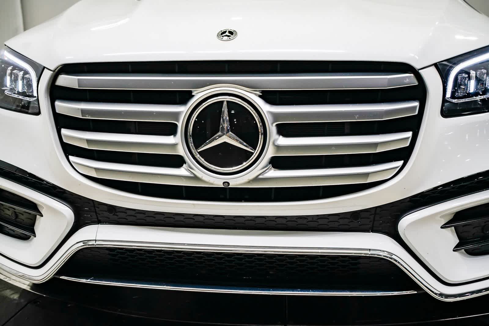 Thumbnail: 2025 Mercedes-Benz GLS - 8