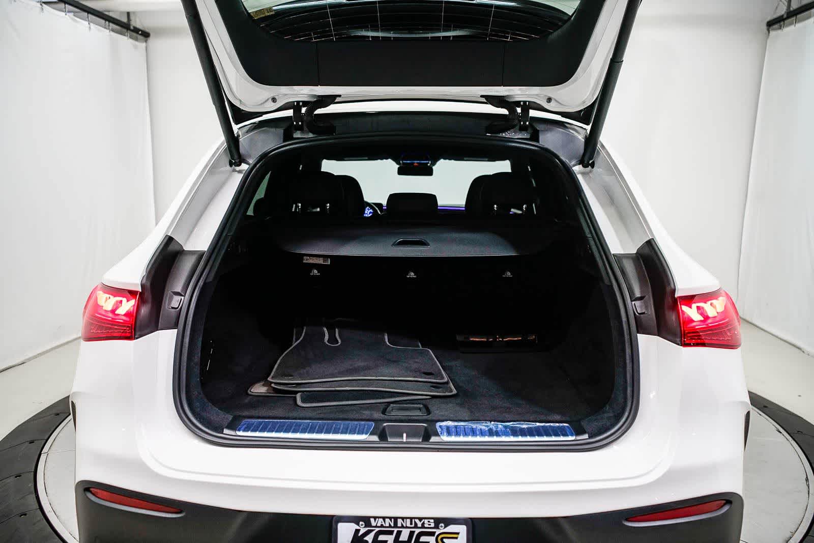 Thumbnail: 2024 Mercedes-Benz EQE - 27