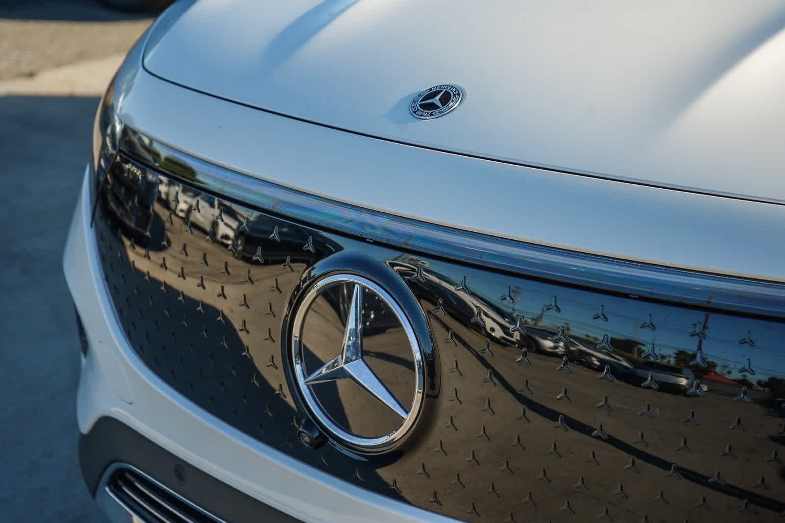 Thumbnail: 2025 Mercedes-Benz EQB - 9