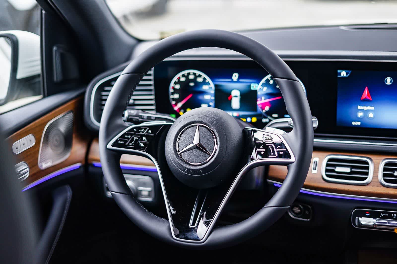 Thumbnail: 2026 Mercedes-Benz GLE - 18