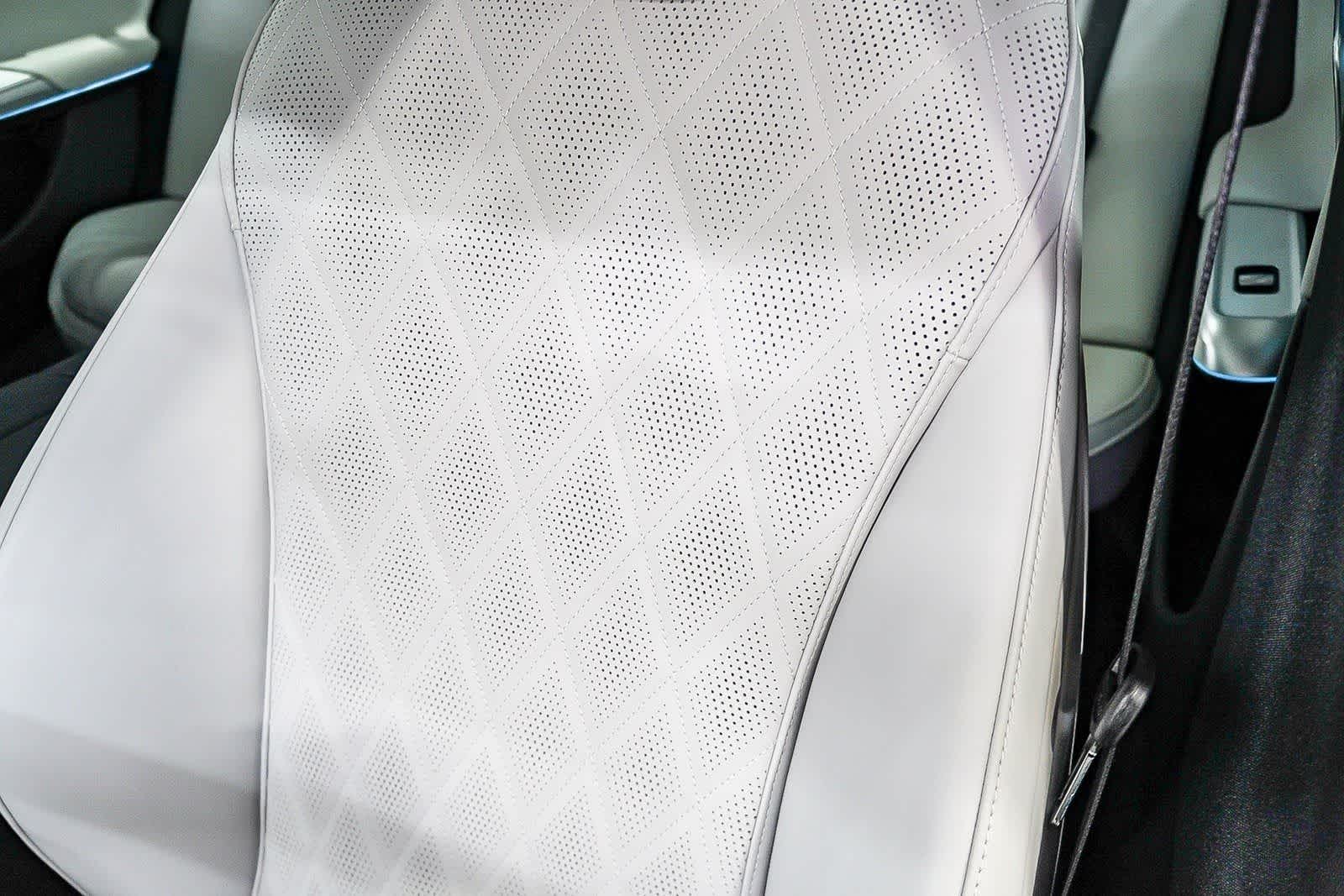 Thumbnail: 2026 Mercedes-Benz E-Class - 29