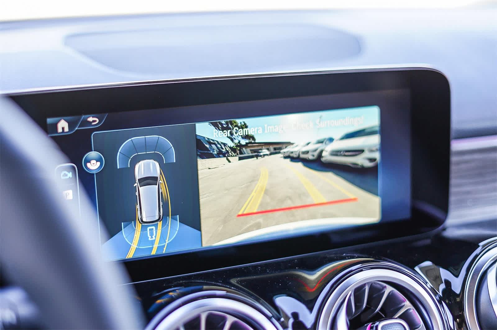 Thumbnail: 2026 Mercedes-Benz GLB - 28