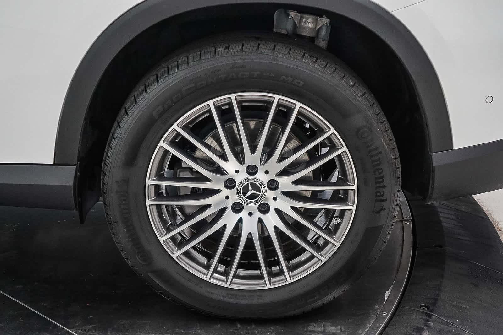 Thumbnail: 2025 Mercedes-Benz GLC - 11