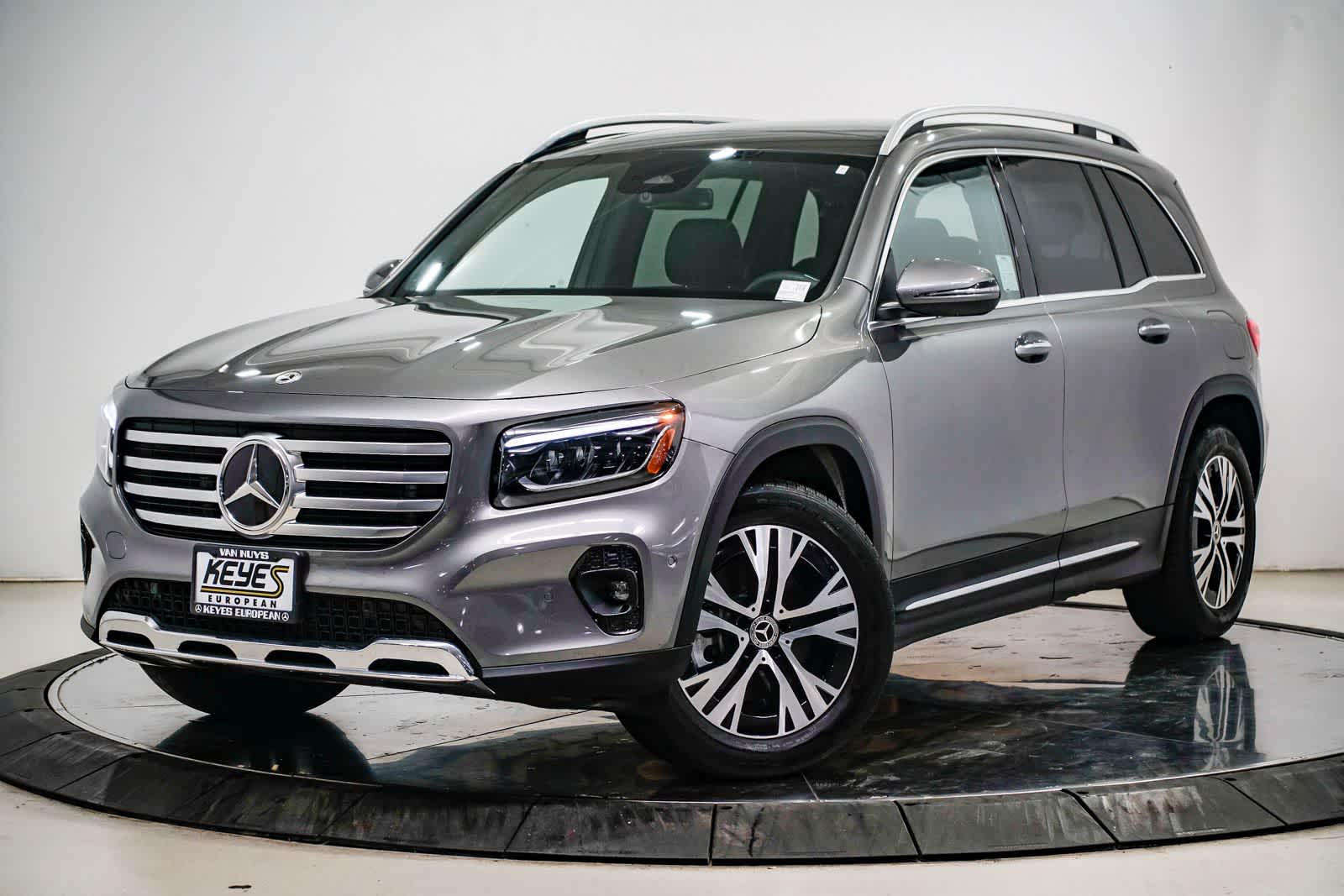 Thumbnail: 2026 Mercedes-Benz GLB - 1