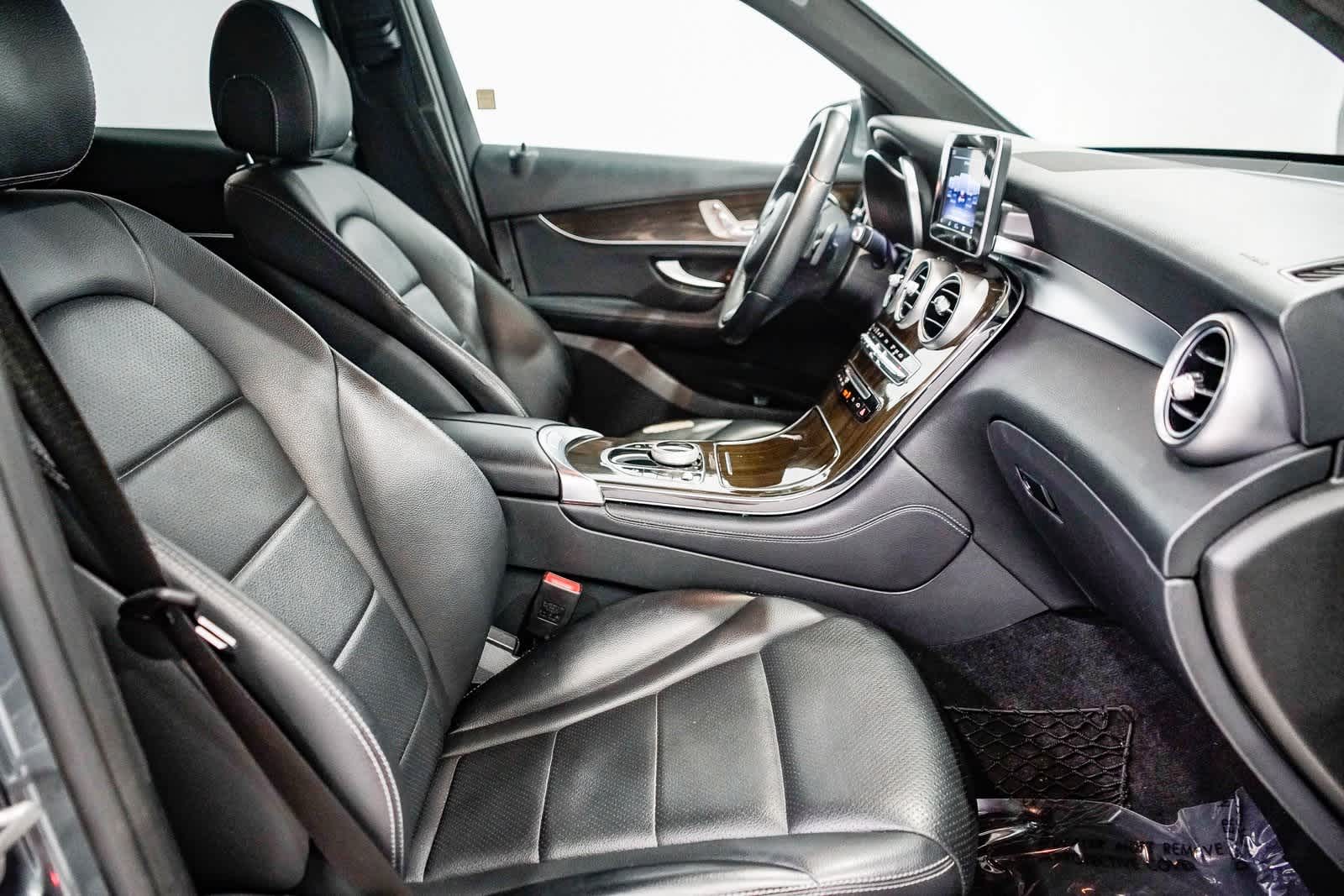 Thumbnail: 2018 Mercedes-Benz GLC - 14