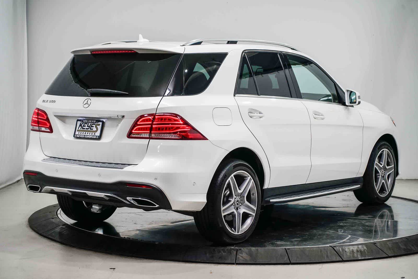 Thumbnail: 2017 Mercedes-Benz GLE - 4