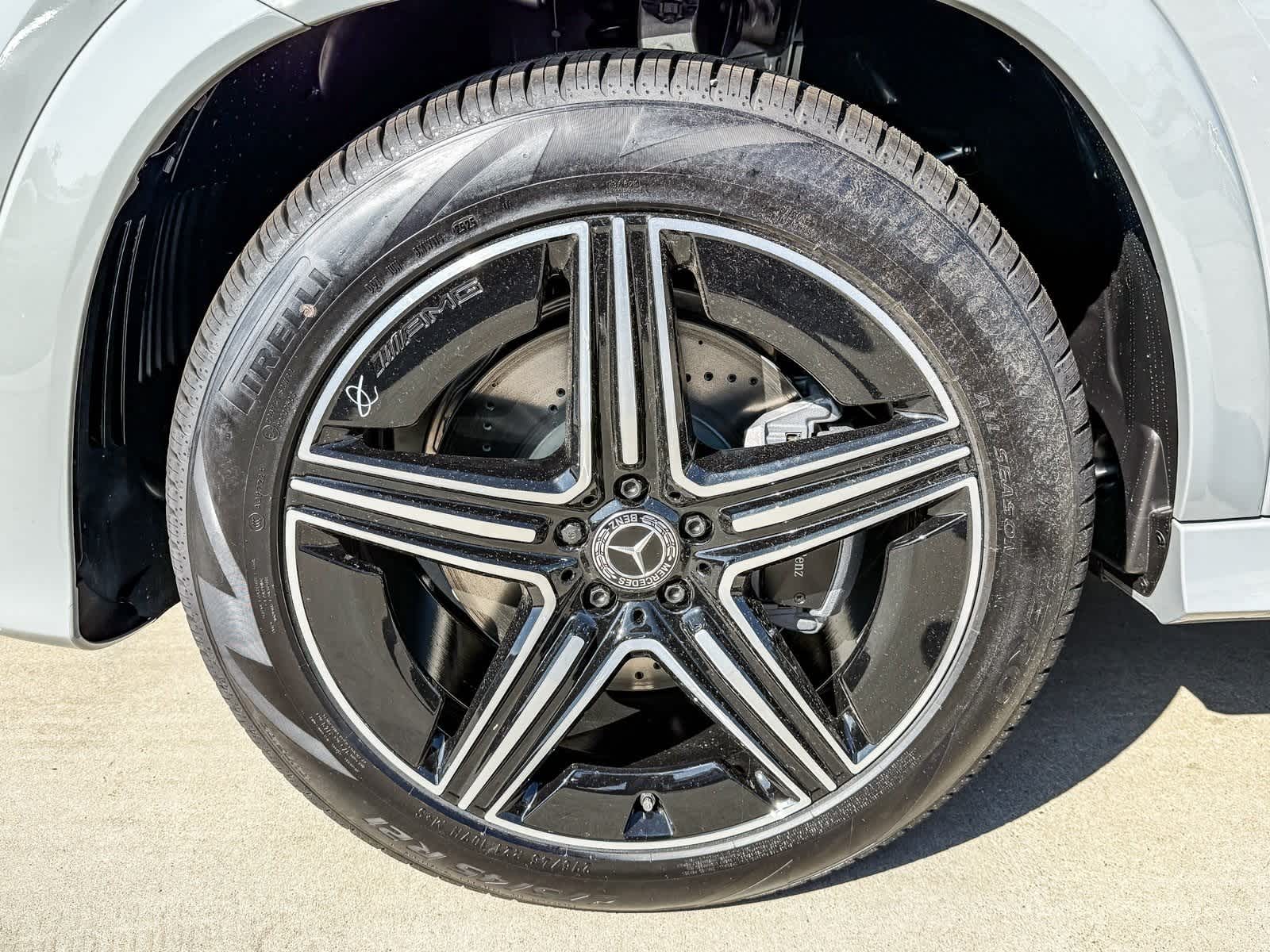 Thumbnail: 2026 Mercedes-Benz GLE - 9