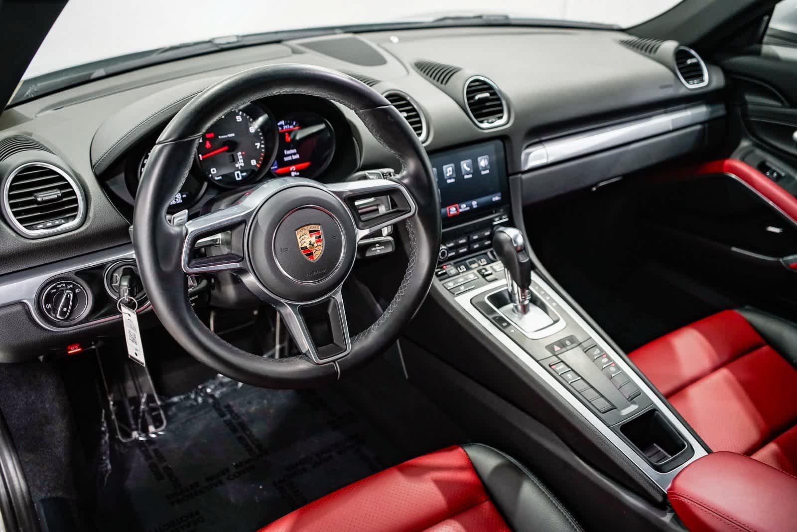 Thumbnail: 2022 Porsche 718 Cayman - 11