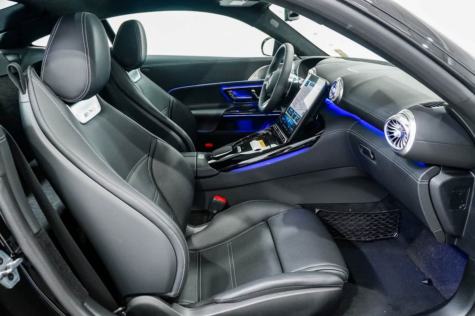 Thumbnail: 2025 Mercedes-Benz AMG GT - 17