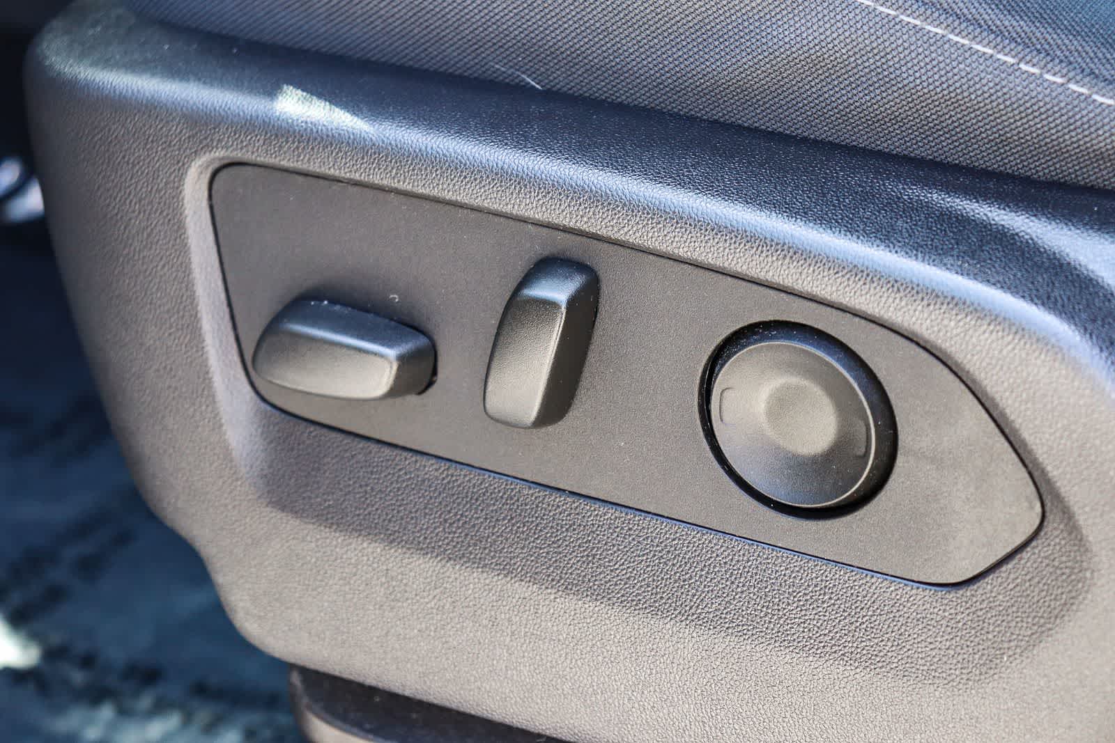 Thumbnail: 2024 GMC Sierra 1500 - 20