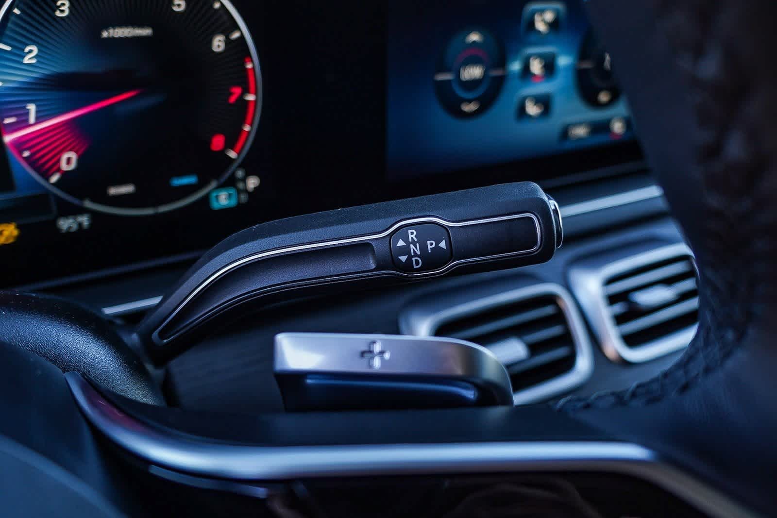 Thumbnail: 2026 Mercedes-Benz GLE - 23