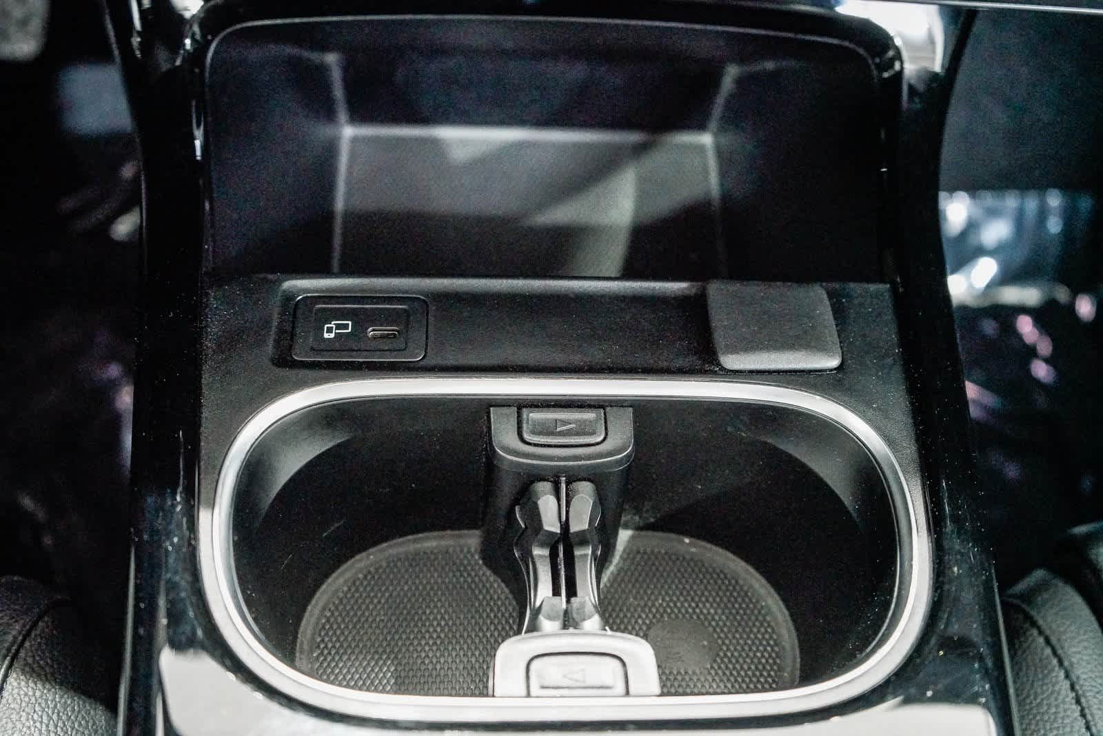 Thumbnail: 2022 Mercedes-Benz CLA - 22