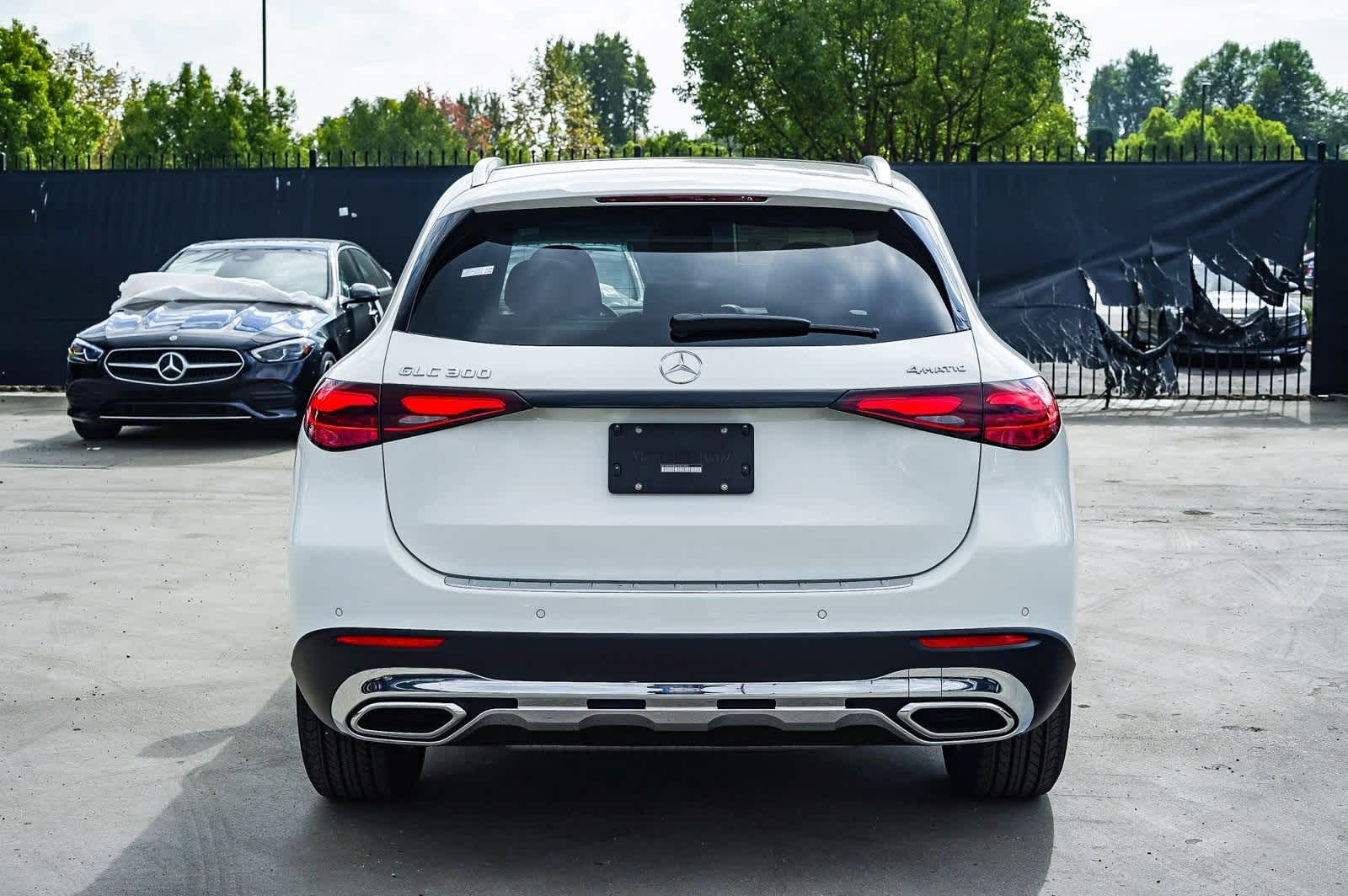 Thumbnail: 2026 Mercedes-Benz GLC - 3