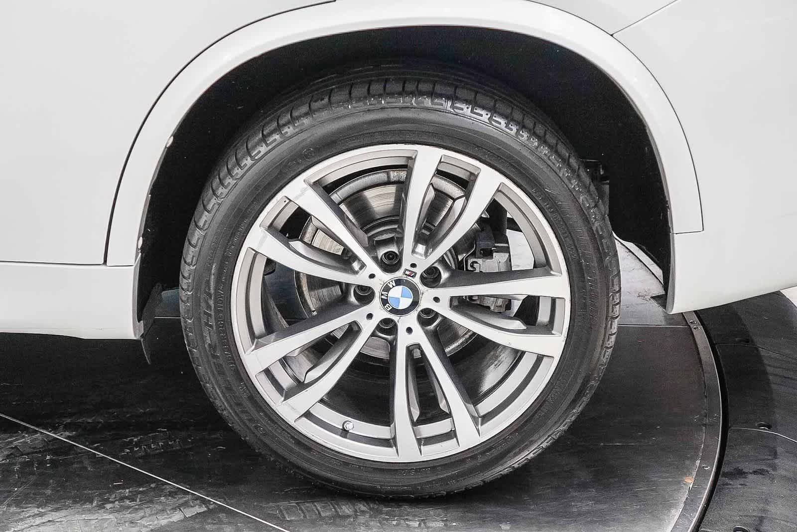 Thumbnail: 2016 BMW X5 - 11