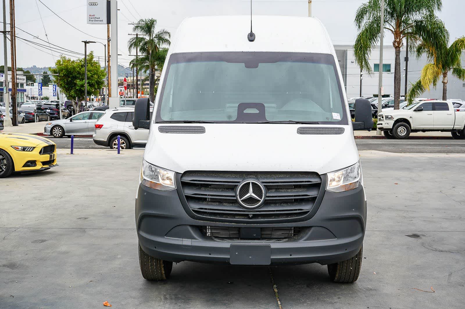 Thumbnail: 2026 Mercedes-Benz Sprinter - 2