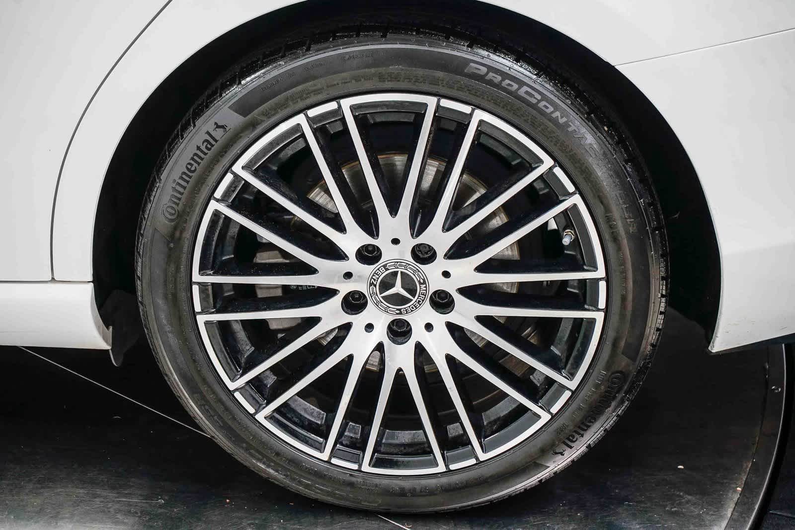 Thumbnail: 2022 Mercedes-Benz C-Class - 10