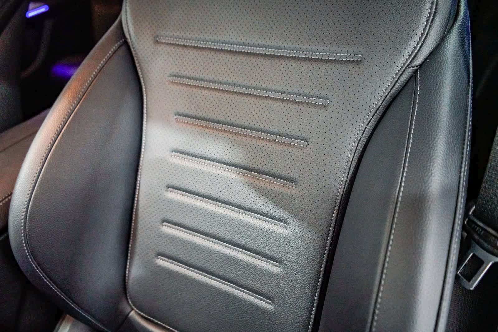 Thumbnail: 2023 Mercedes-Benz GLC - 26