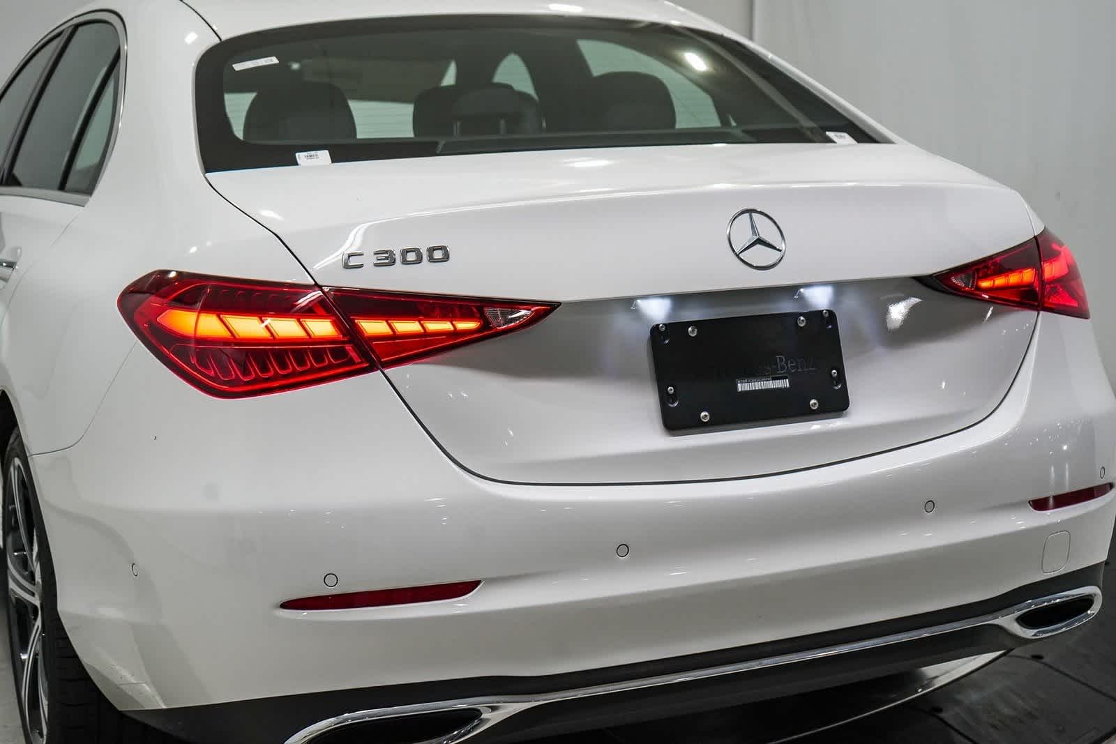 Thumbnail: 2025 Mercedes-Benz C-Class - 11