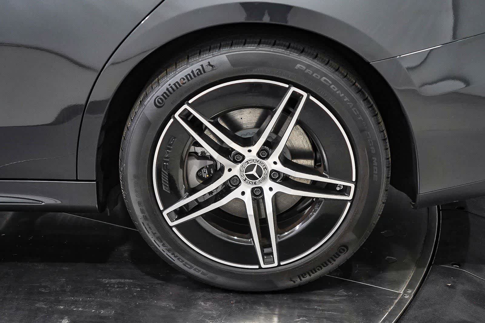 Thumbnail: 2026 Mercedes-Benz E-Class - 10