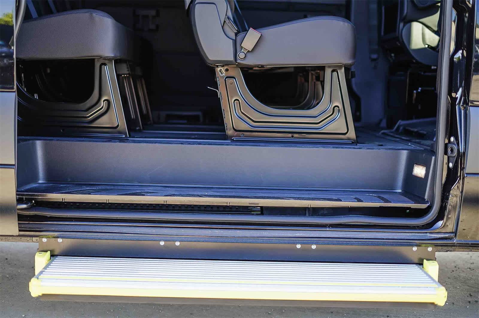 Thumbnail: 2026 Mercedes-Benz Sprinter - 21