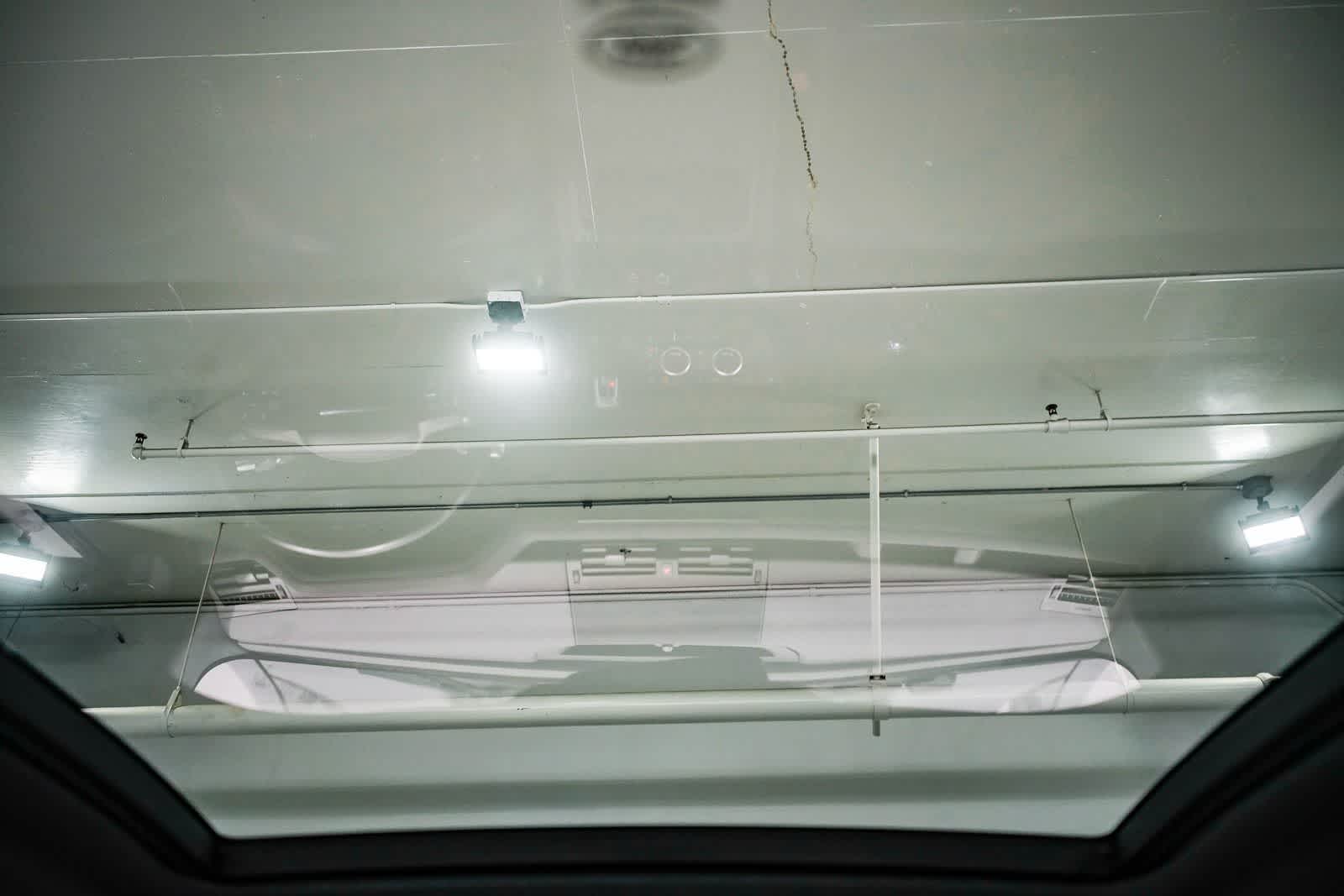 Thumbnail: 2022 Land Rover Defender - 11