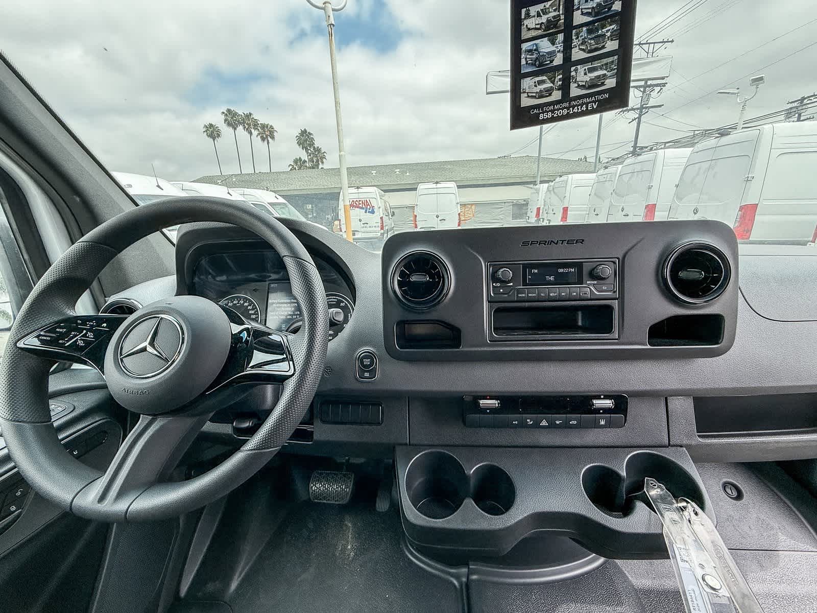Thumbnail: 2024 Mercedes-Benz eSprinter - 13