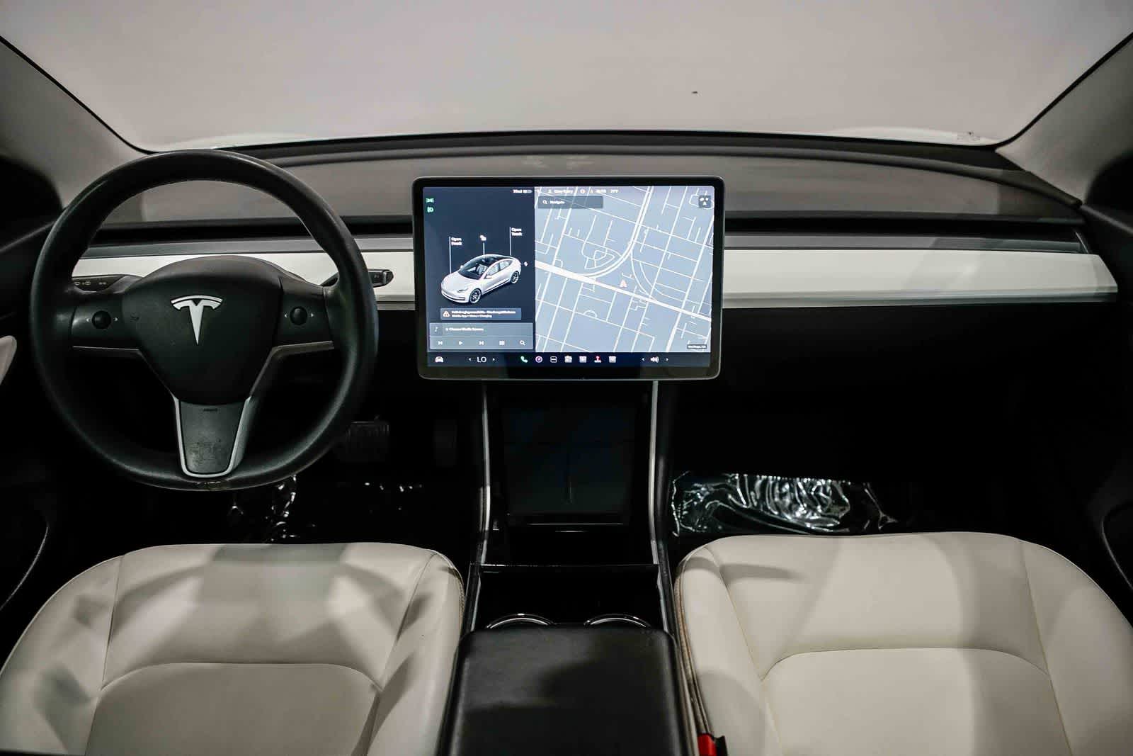 Thumbnail: 2020 Tesla Model 3 - 12