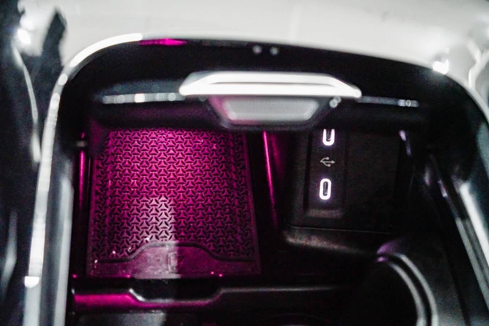 Thumbnail: 2025 Mercedes-Benz GLC - 23