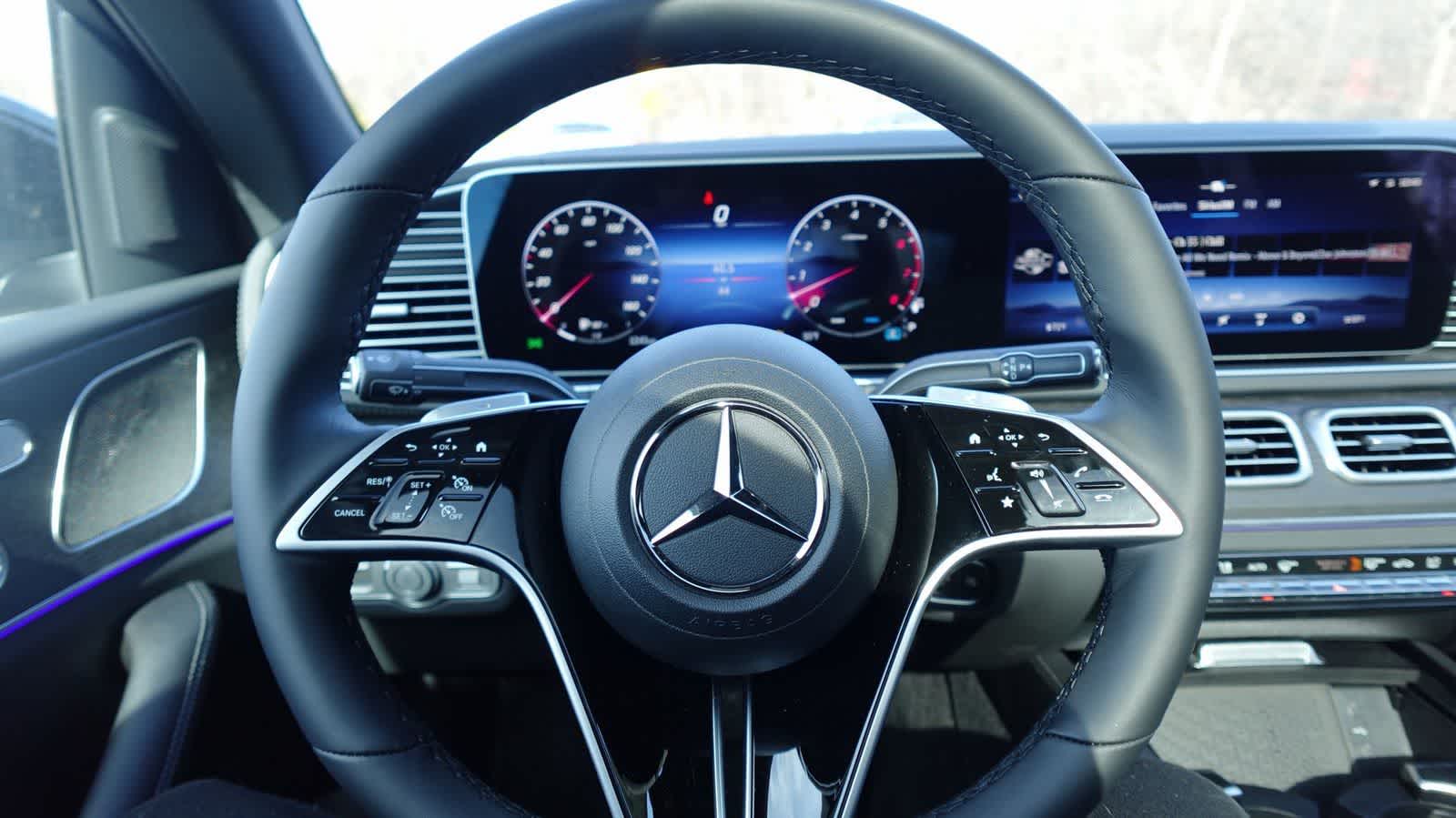 Thumbnail: 2026 Mercedes-Benz GLE - 25