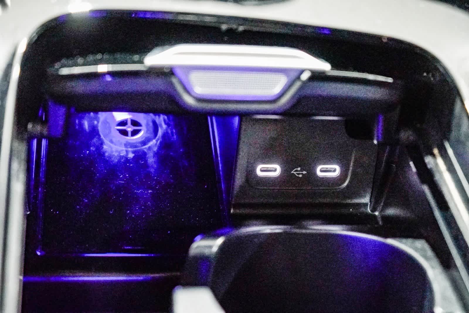 Thumbnail: 2025 Mercedes-Benz C-Class - 23