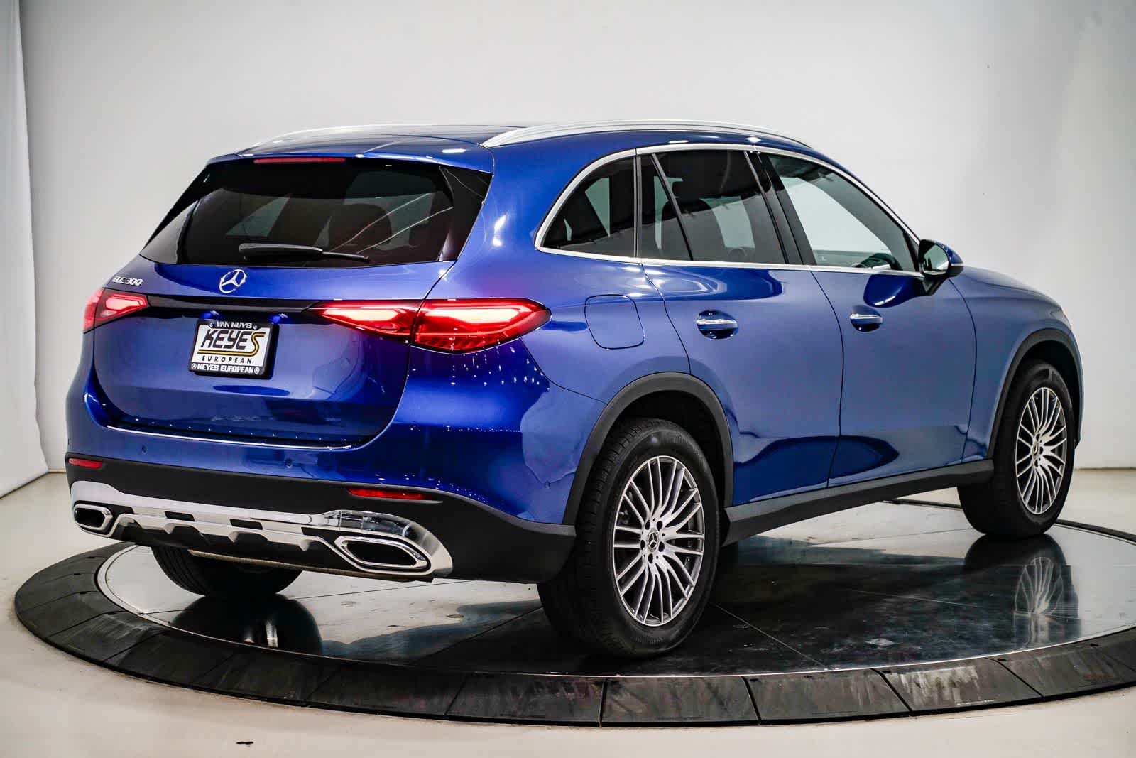 Thumbnail: 2026 Mercedes-Benz GLC - 4