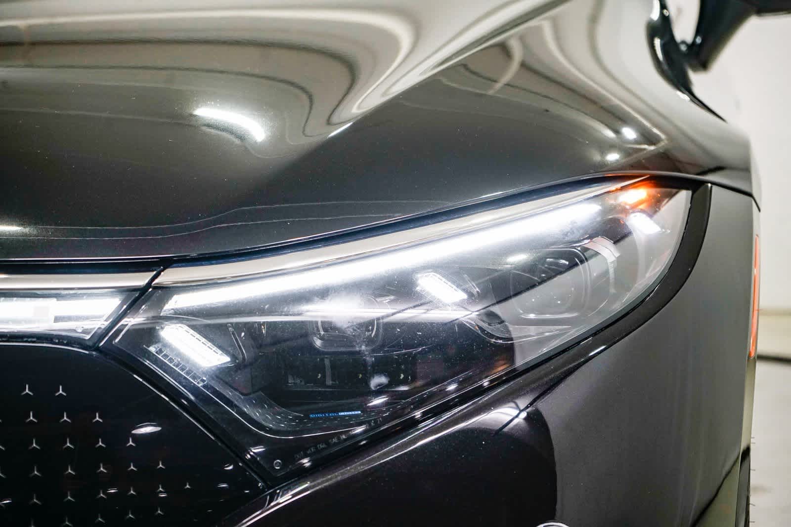 Thumbnail: 2023 Mercedes-Benz EQS - 7