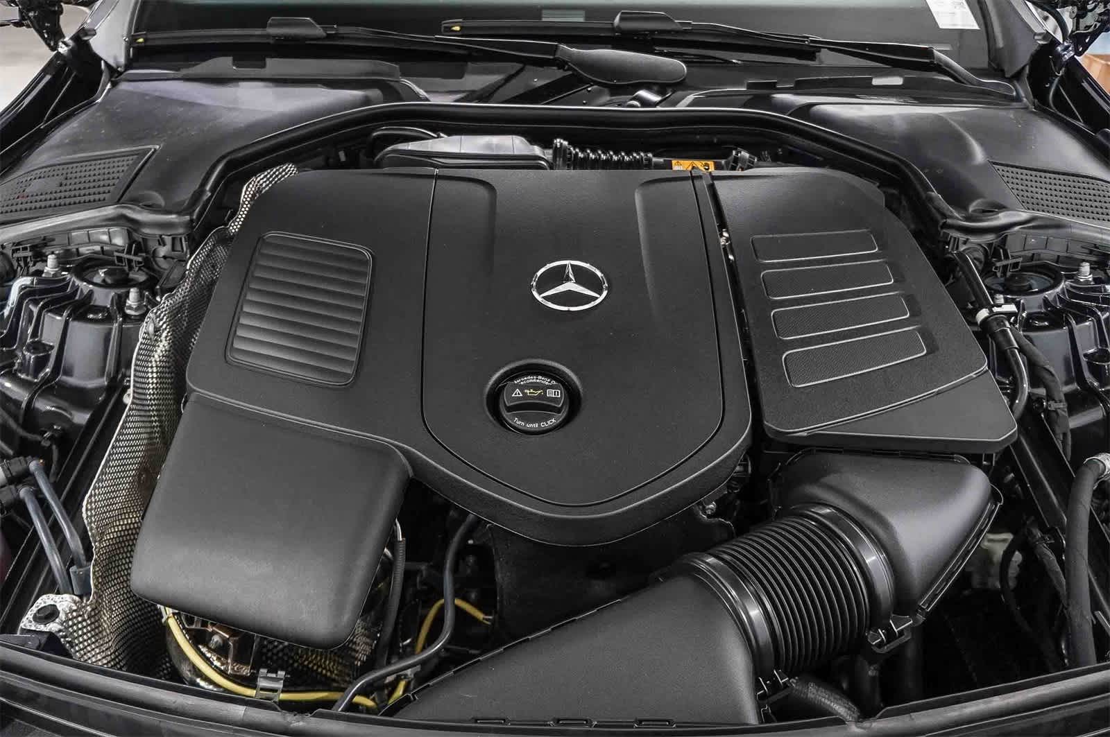 Thumbnail: 2025 Mercedes-Benz C-Class - 12