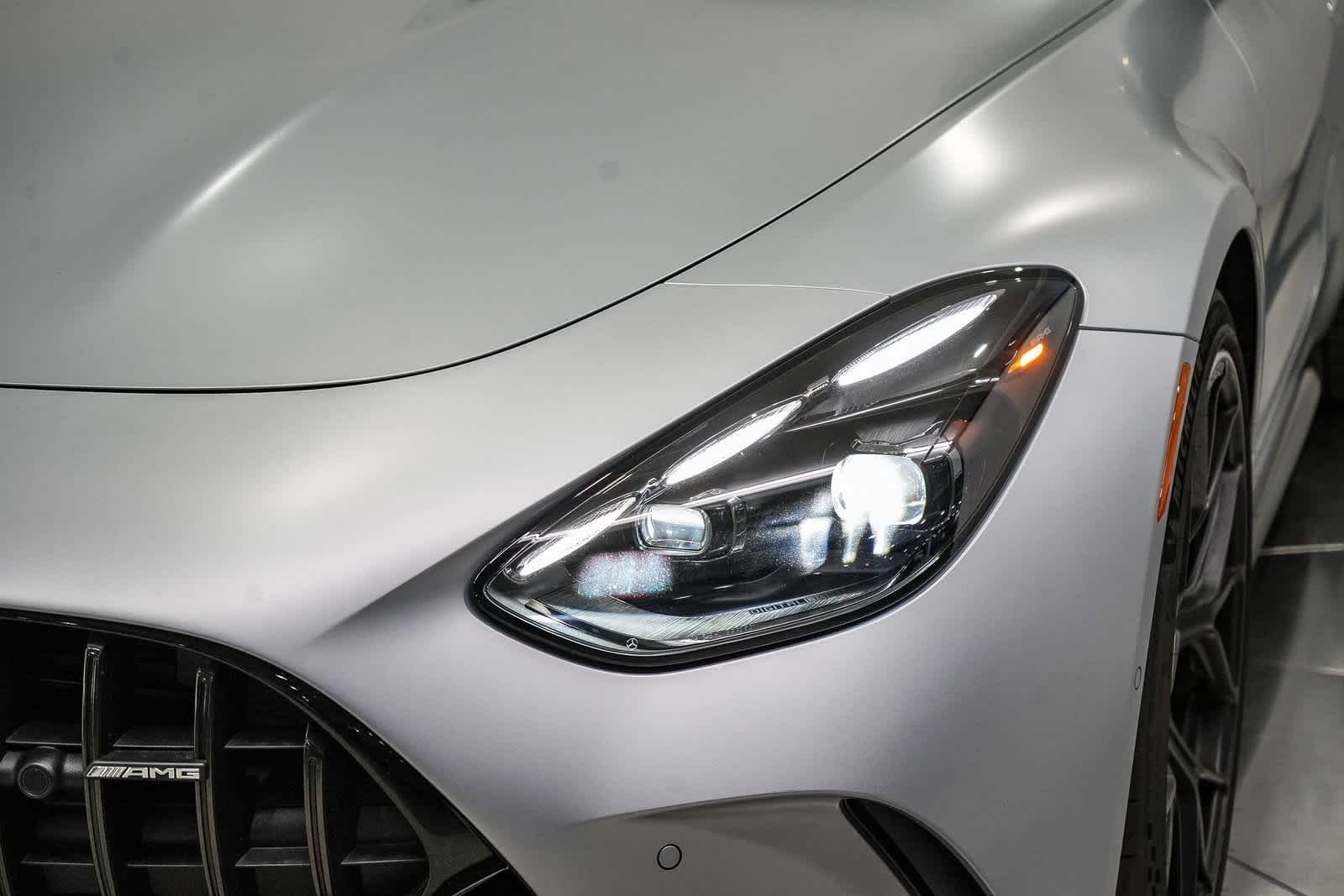 Thumbnail: 2025 Mercedes-Benz AMG GT - 7