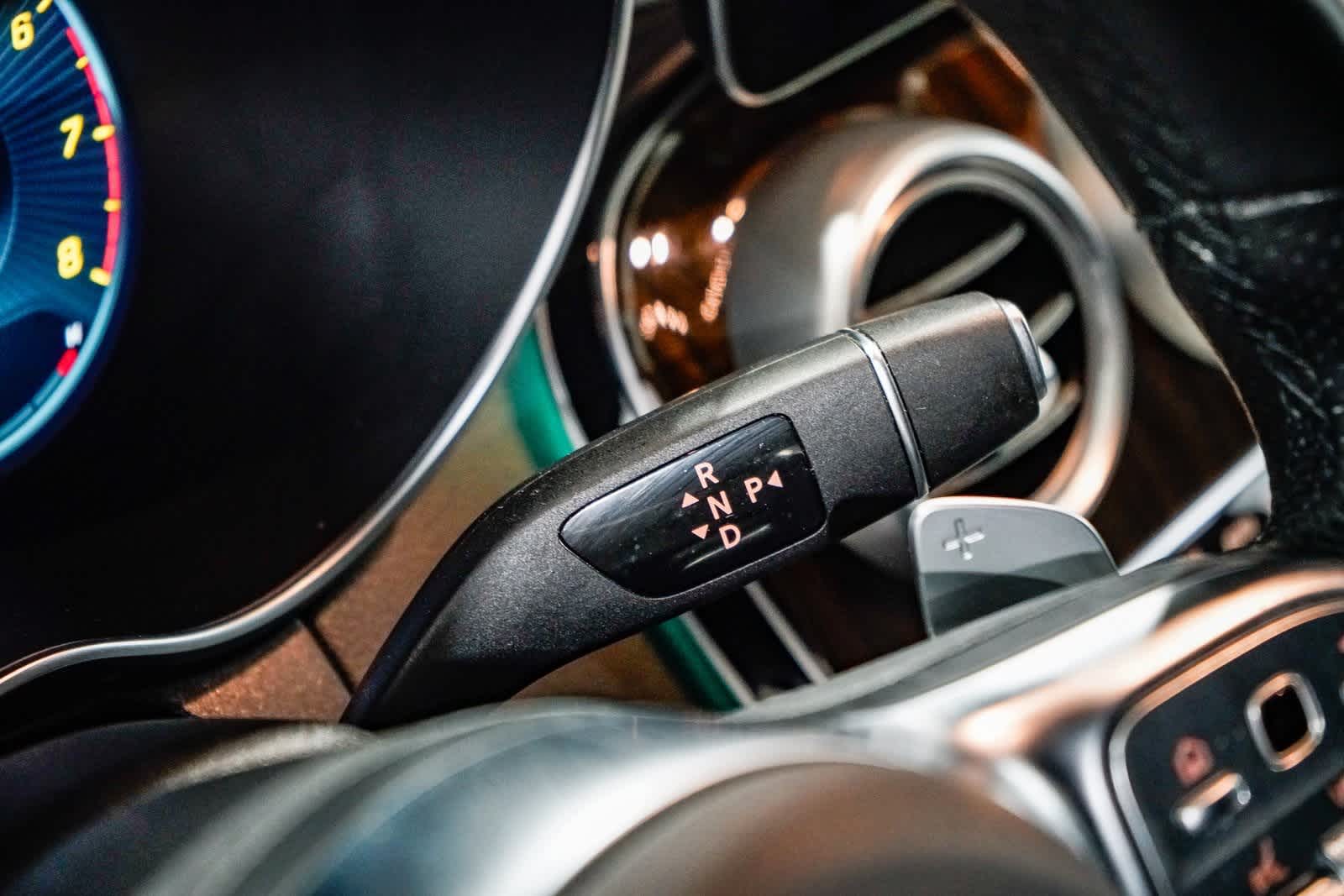 Thumbnail: 2023 Mercedes-Benz GLC - 21