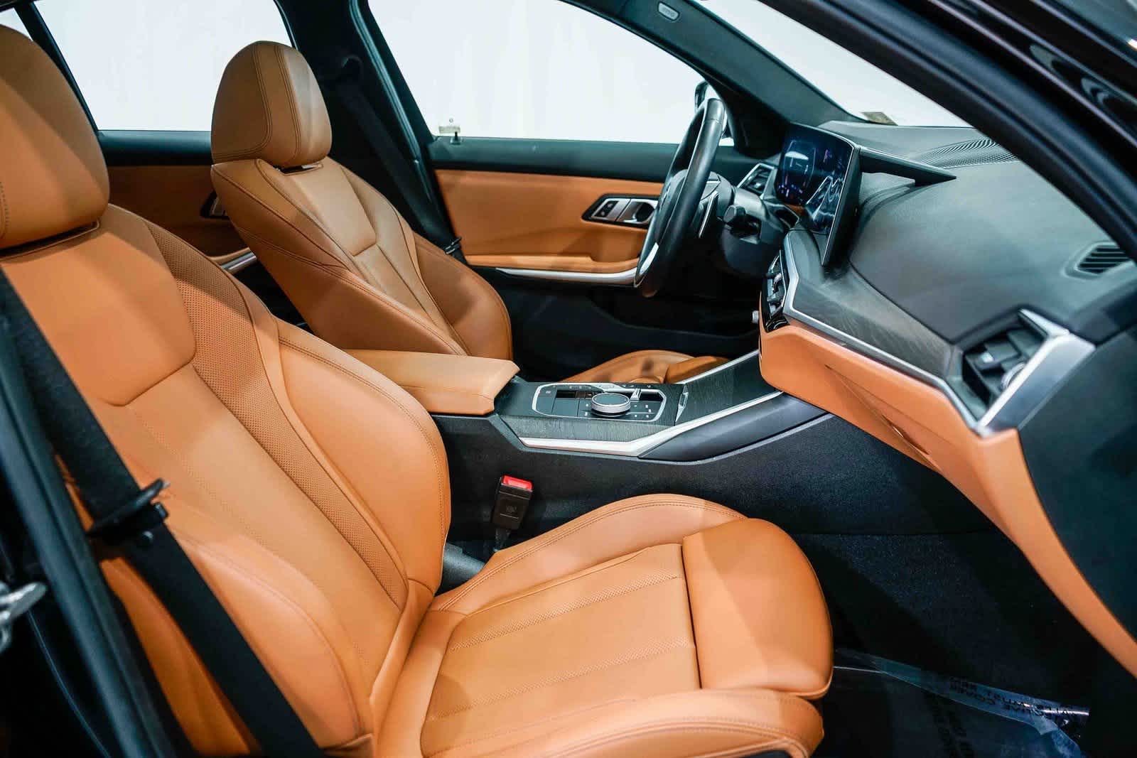 Thumbnail: 2023 BMW 3 Series - 16