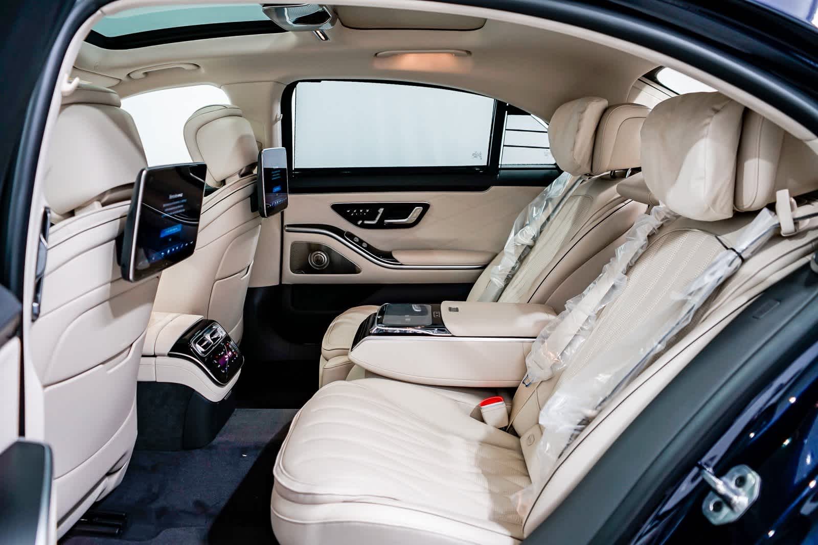 Thumbnail: 2025 Mercedes-Benz S-Class - 18