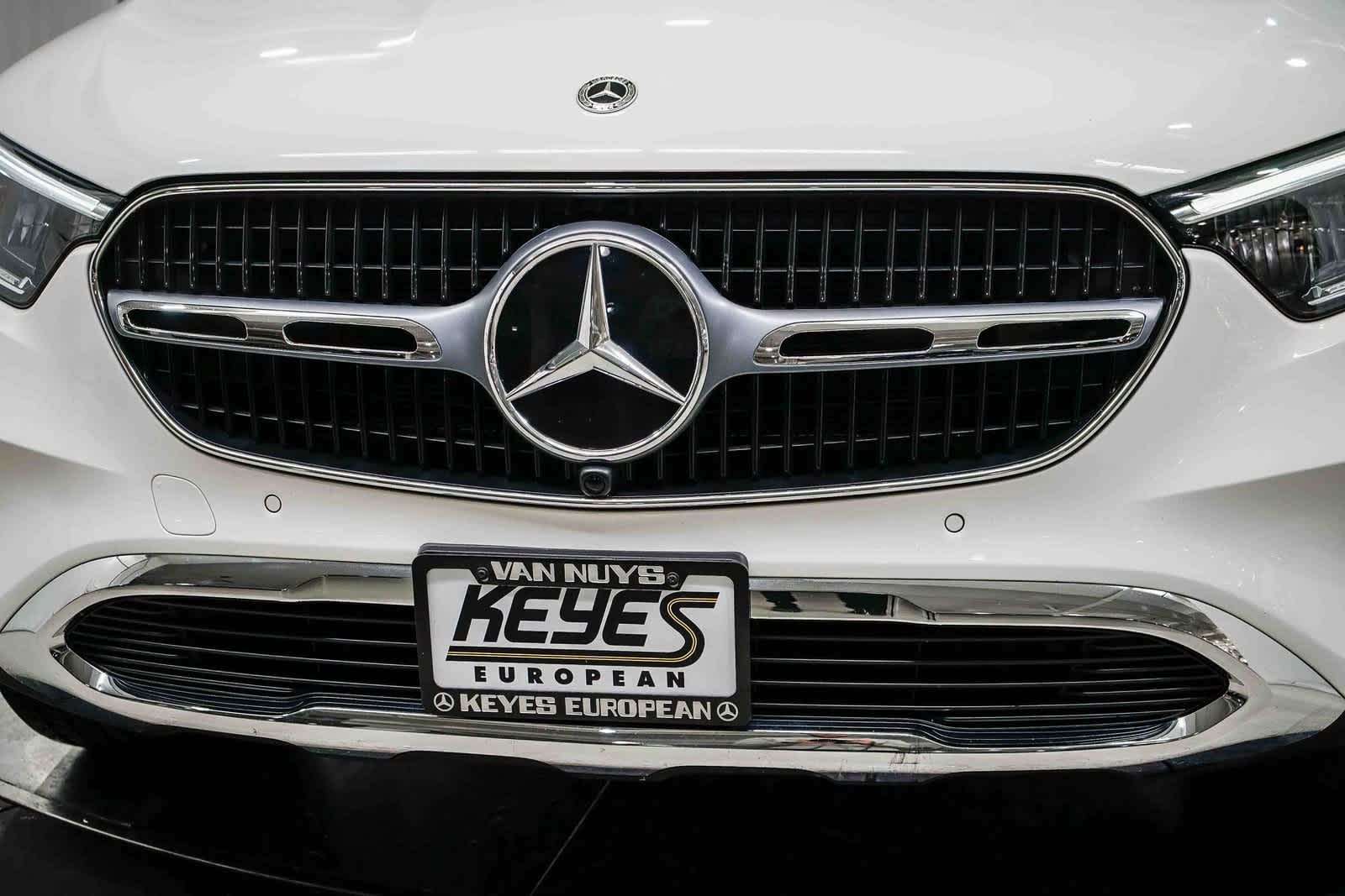 Thumbnail: 2025 Mercedes-Benz GLC - 8