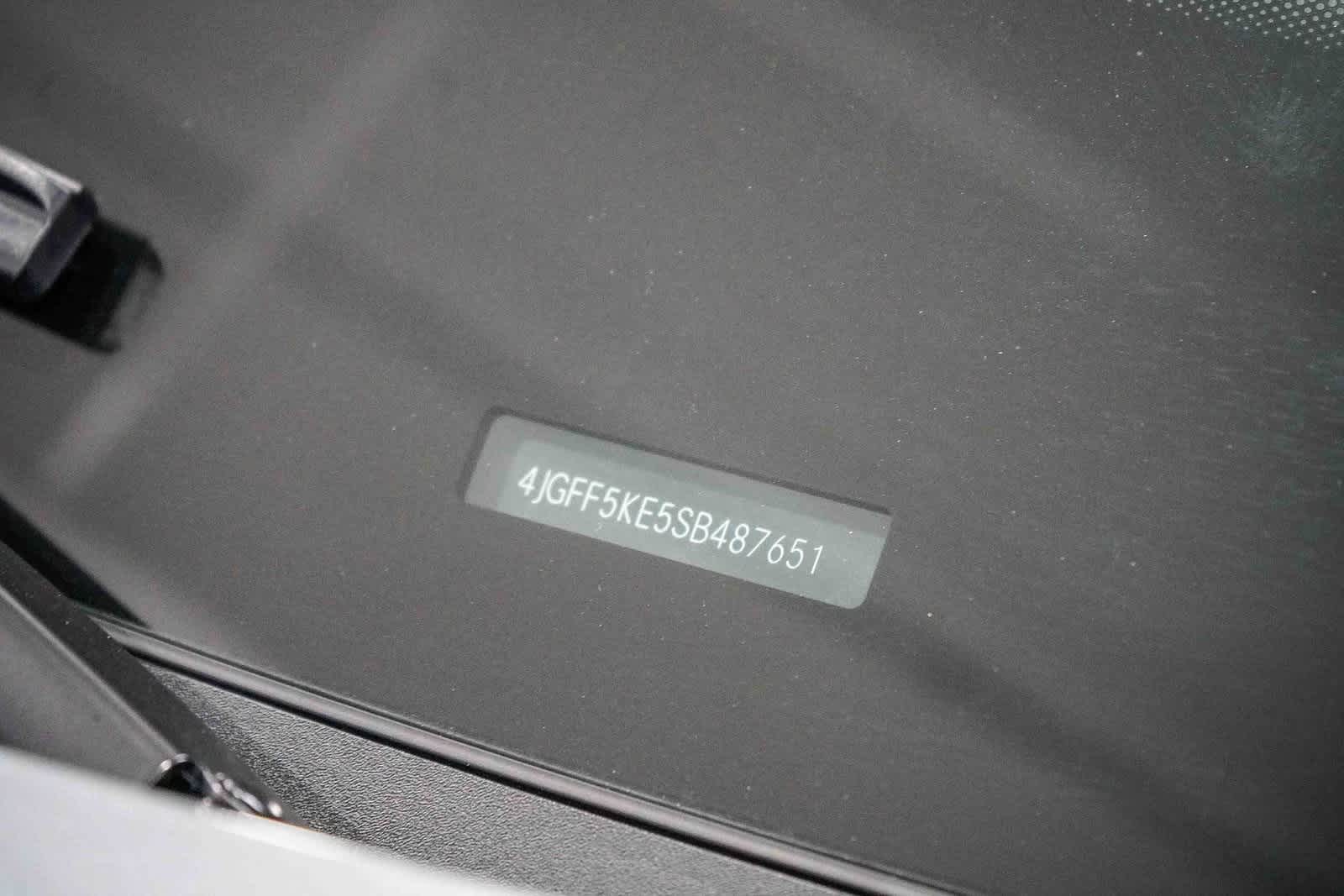 Thumbnail: 2025 Mercedes-Benz GLS - 30