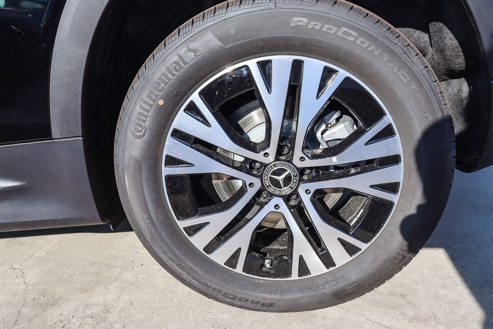 Thumbnail: 2026 Mercedes-Benz GLB - 8