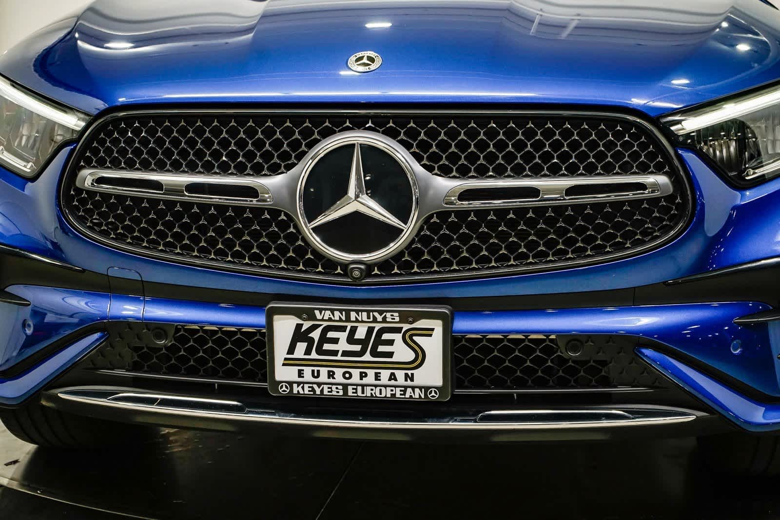 Thumbnail: 2023 Mercedes-Benz GLC - 8