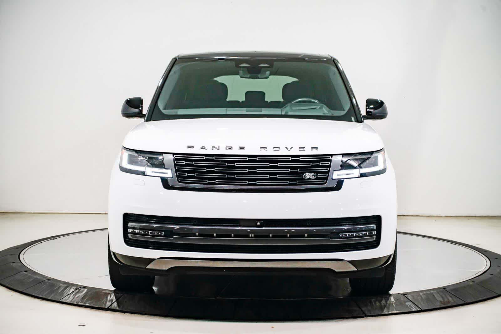 Thumbnail: 2024 Land Rover Range Rover - 6